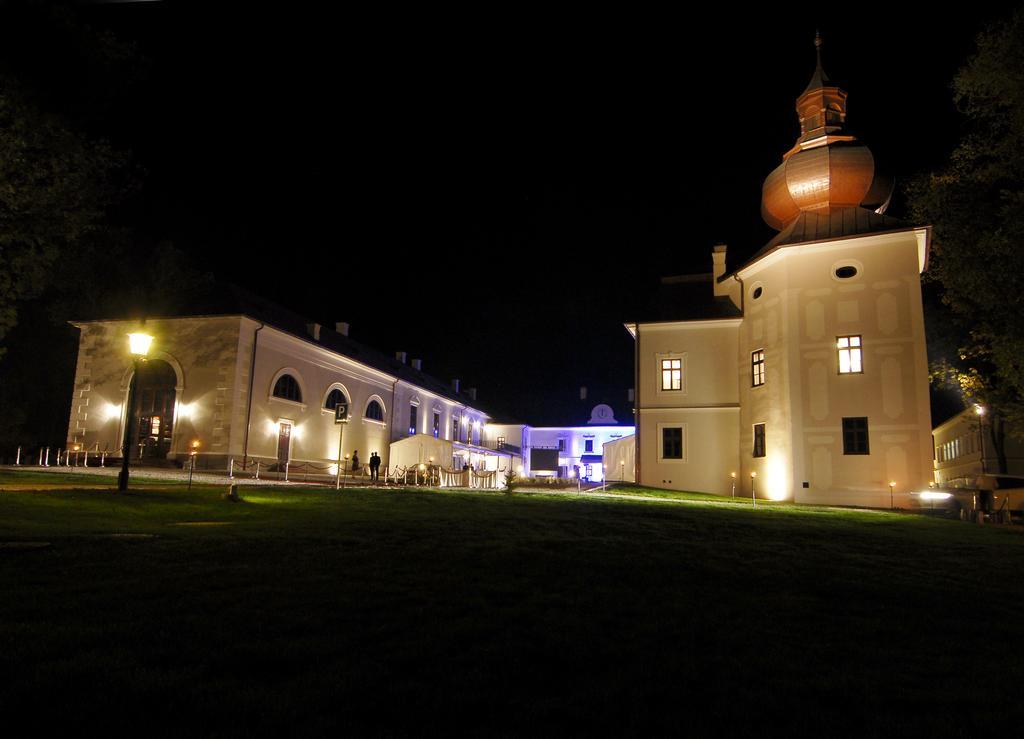 Chateau Appony Bagian luar foto