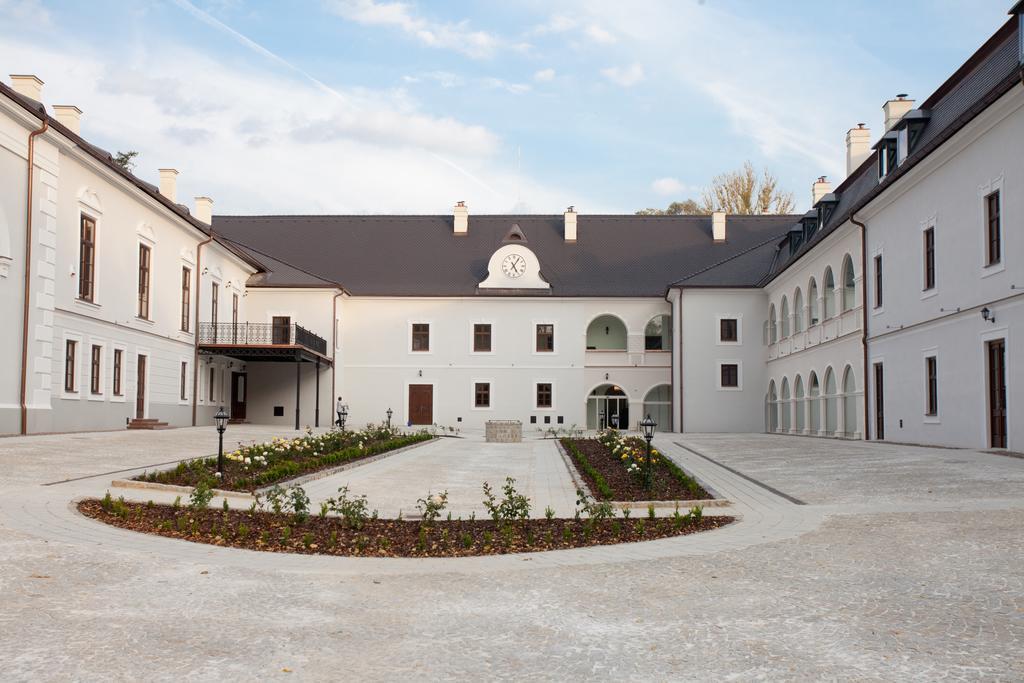 Chateau Appony Bagian luar foto