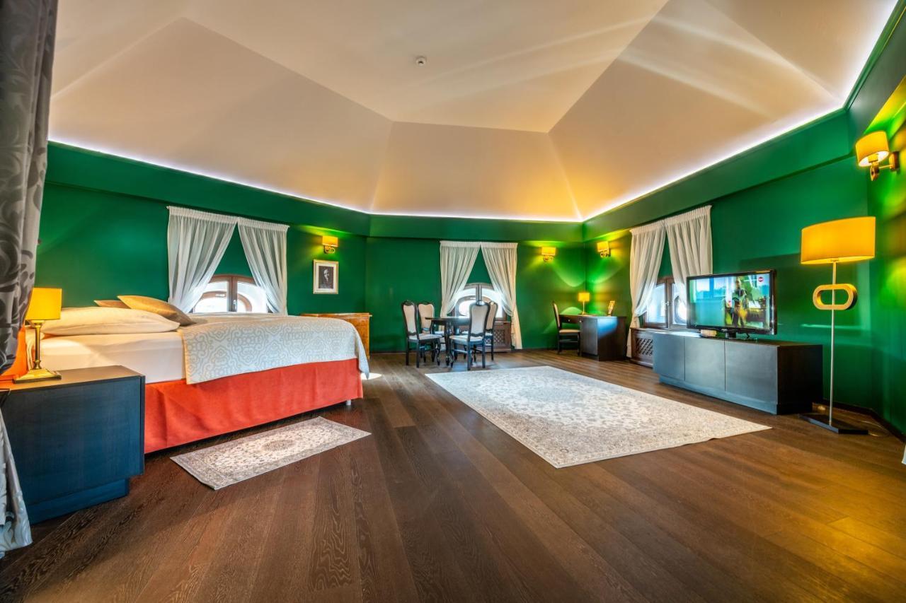 Chateau Appony Bagian luar foto